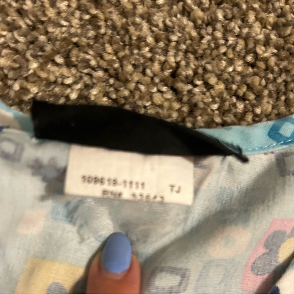 Cherokee colorful scrubs size small but perfect for work!